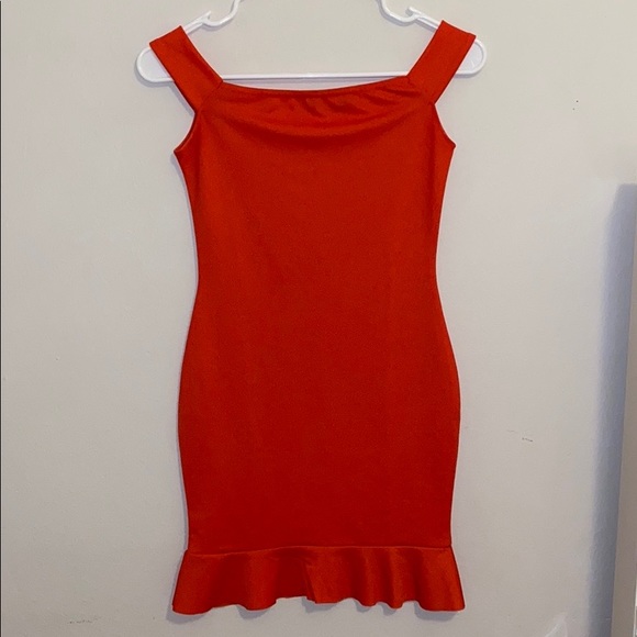 Boohoo off the should pink dress - Picture 3 of 4